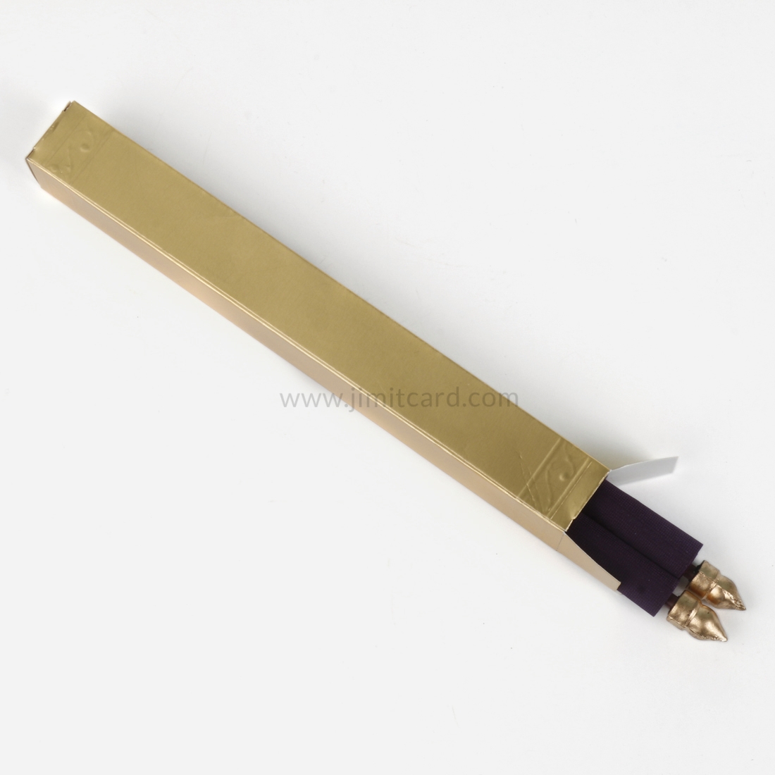 Vintage scroll wedding invitation in Purple Velvet-9113